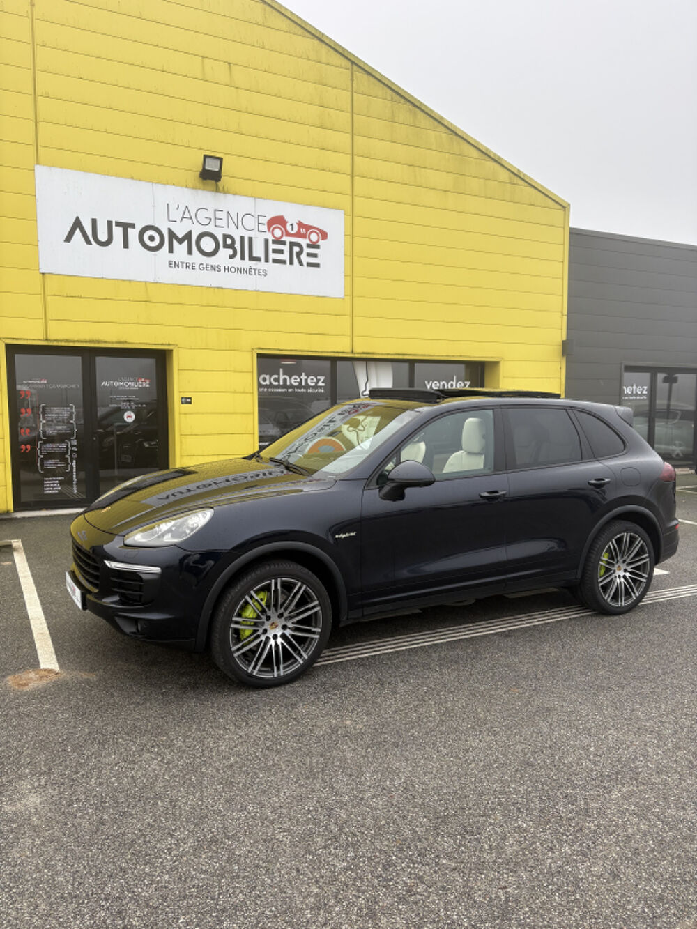 Cayenne 3.0 S E-HYBRID TIPTRONIC 2015 occasion 76760 Yerville