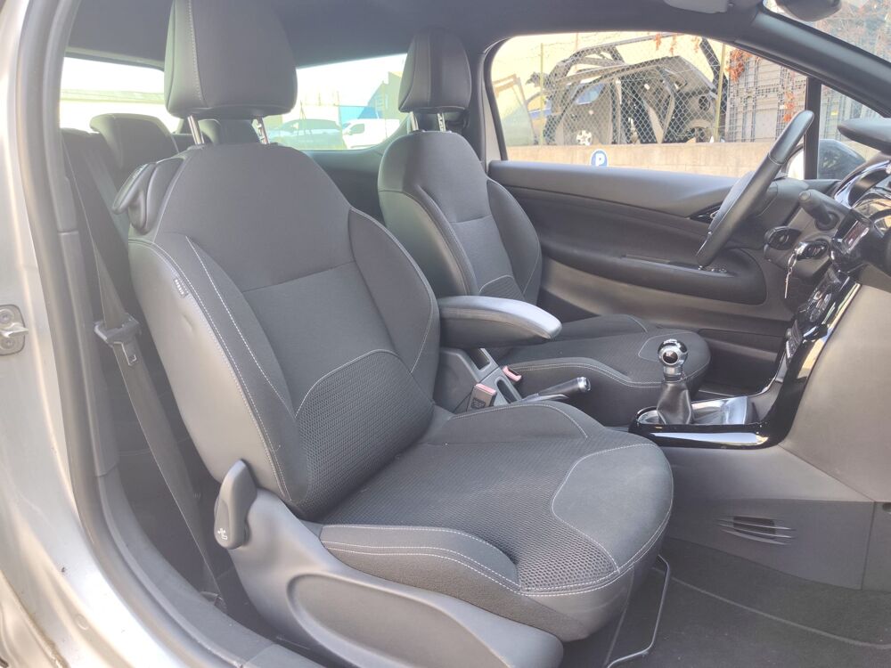 DS3 1.2 VTI 82 CHIC 2015 occasion 34160 Castries