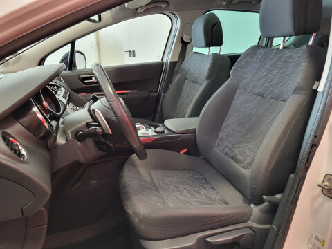 3008 HYBRID4 2.0 HDI 163 + ELECTRIC 37 BMP6 - DISTRIBUTION NEUVE 2013 occasion 37170 Chambray-l&egrave;s-Tours