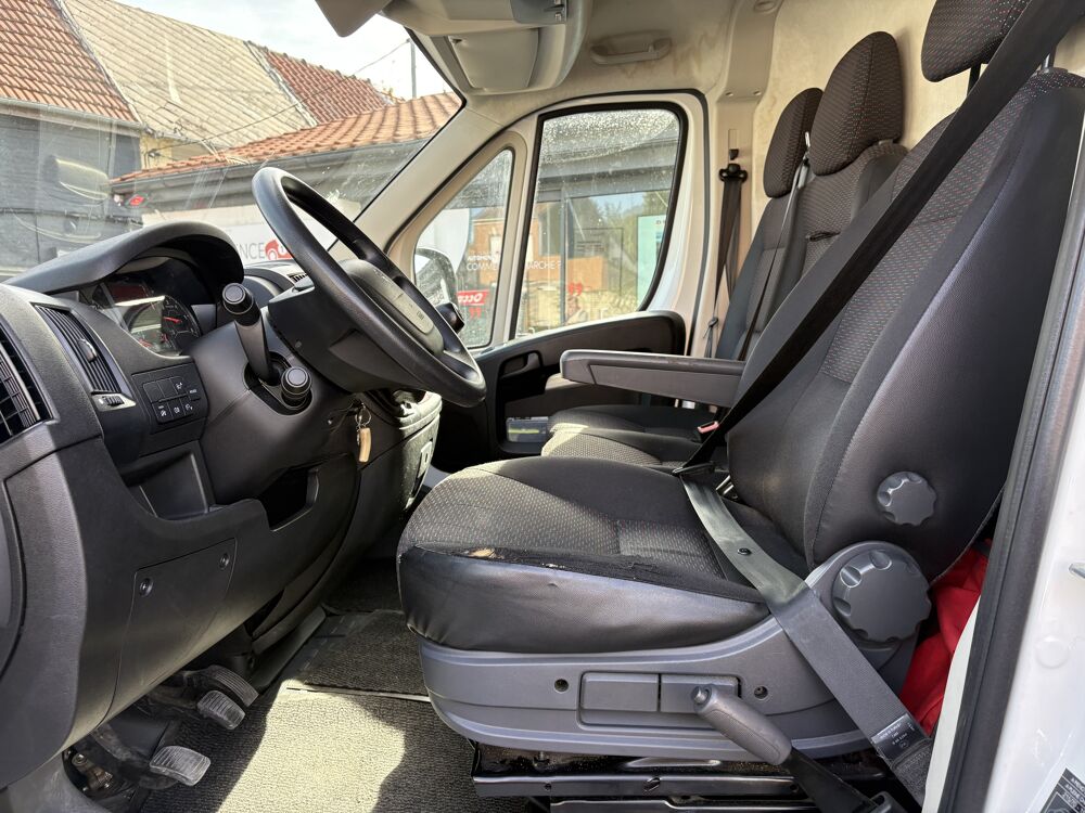 Boxer Fg 333 L1H1 2.2 BlueHDi S&S 120ch Premium 2021 occasion 59300 Valenciennes