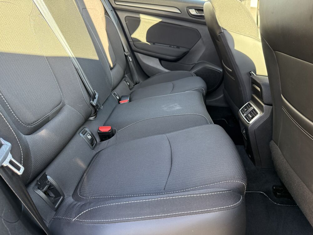 Megane IV 1.5L Blue dCi 115ch Business | GARANTIE 12 MOIS 2021 occasion 44860 Pont-Saint-Martin