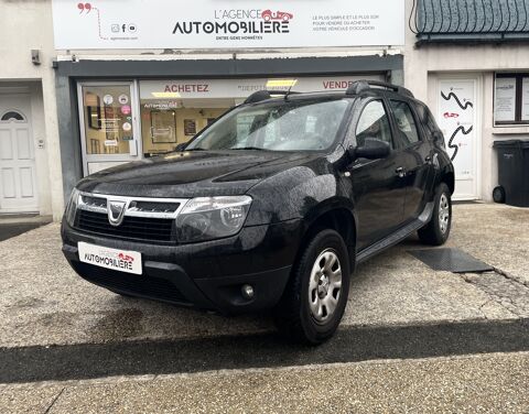 Dacia Duster 1.5 dCi 110cv eco2 4x2 Laur&eacute;ate - Attelage - Carplay 2013 occasion Saint-Barth&eacute;lemy-d'Anjou 49124