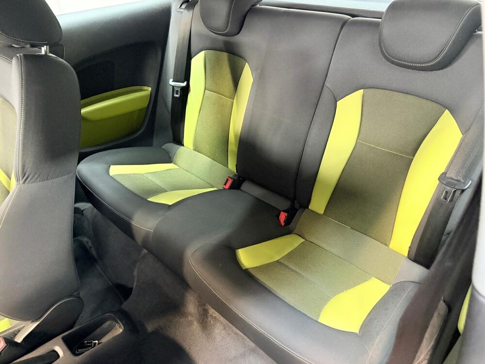 A1 I 3 Portes 1.6 TDI 16V 105 cv 2011 occasion 71300 Montceau-les-Mines