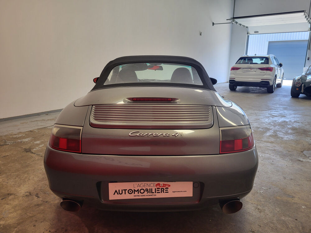 911 (996) 996 CABRIOLET 3.4 CARRERA 4 TIPTRONIC S + HARDTOP 2001 occasion 37170 Chambray-l&egrave;s-Tours