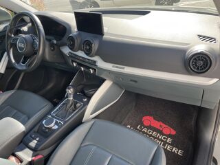 Q2 1.0 TSI S-Tronic 116 cv Bo&icirc;te auto DESIGN LUXE - APPLE CAR 2 2017 occasion 49124 Saint-Barth&eacute;lemy-d'Anjou