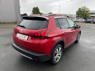2008 1.2 110 BVM6 ALLURE | ENTRETIEN PEUGEOT | CARPLAY | CAMERA | 2019 occasion 44860 Pont-Saint-Martin