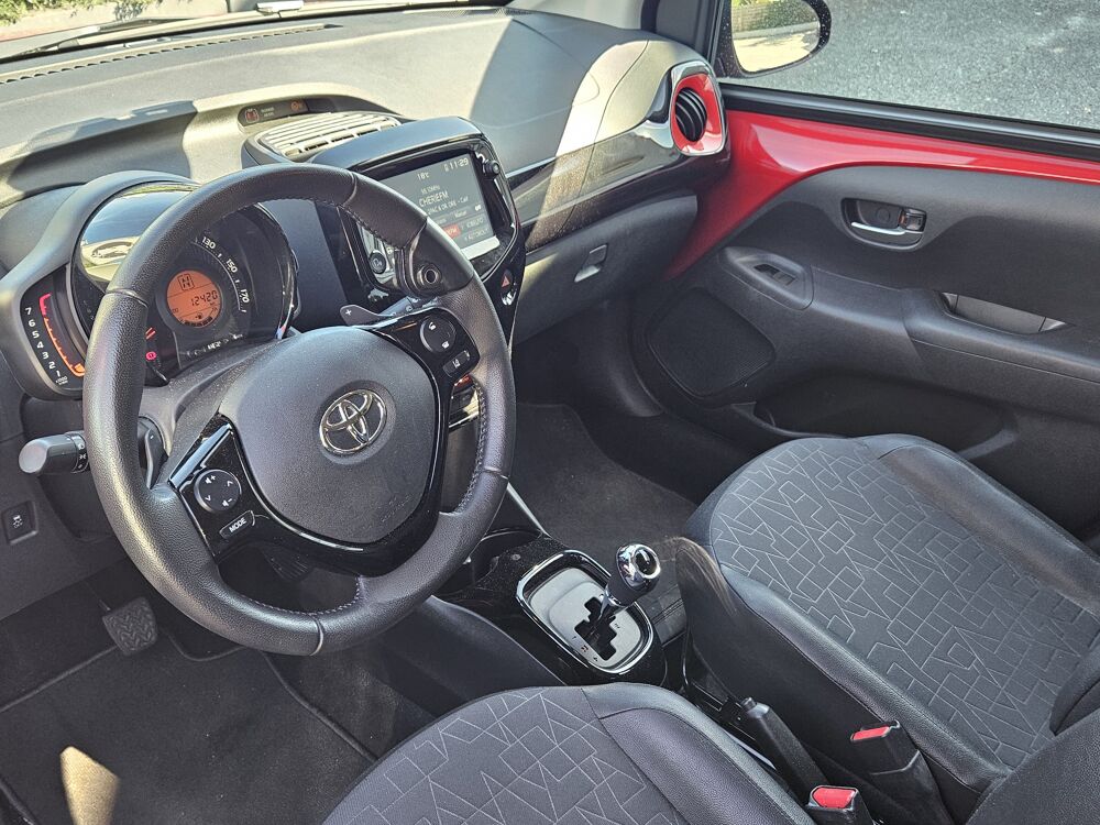 Aygo 1.0 VVTI 72 CV BVA X-SHIFT ( Car Play / Android Auto - 5 por 2021 occasion 25400 Audincourt