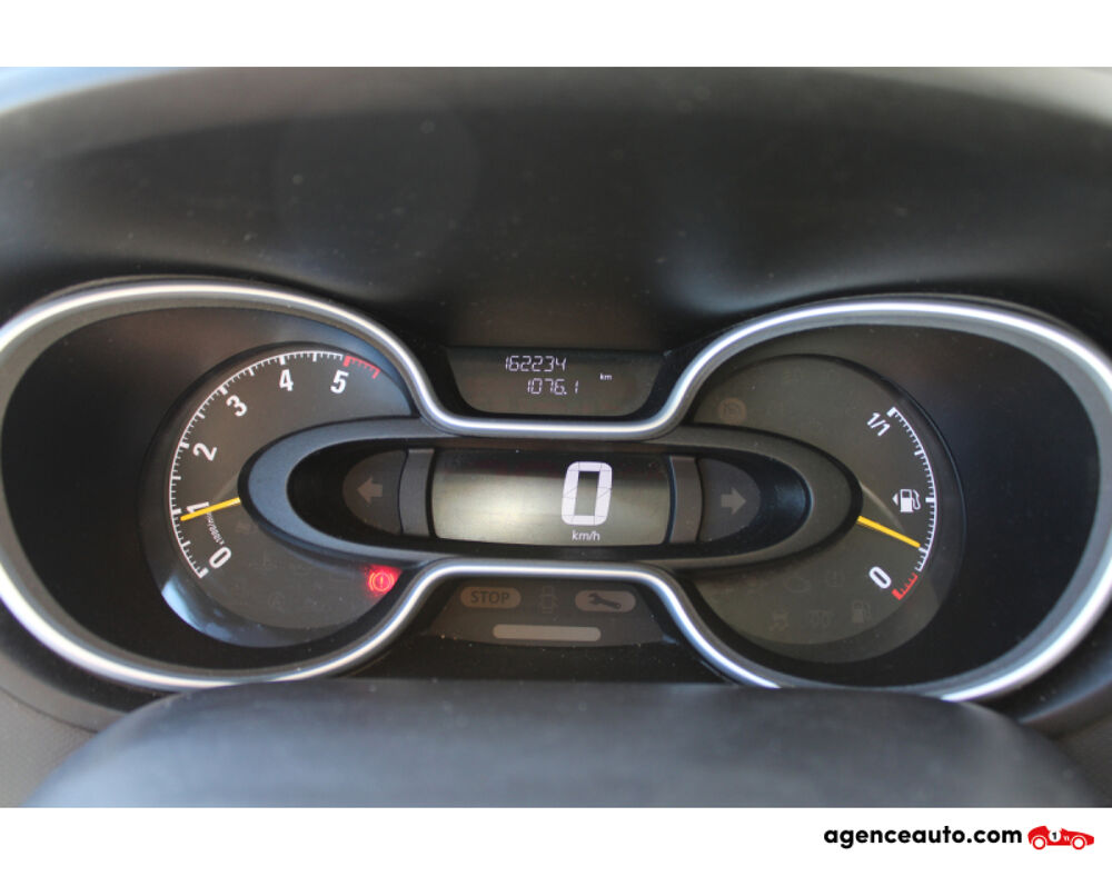 Vivaro COMBI 1.6 CDTI 115 - L1H1 PACK PLUS CLIM ( Moteur &agrave; cha&icirc;ne, 2015 occasion 34200 S&egrave;te