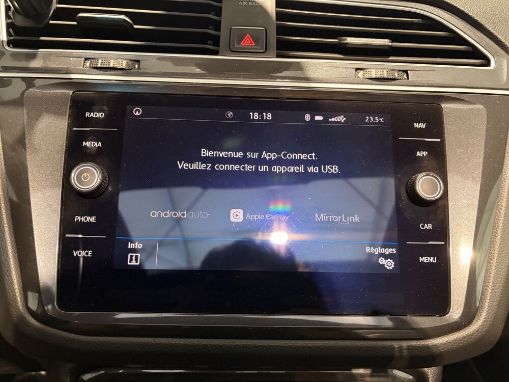 Tiguan (2) 2.0 TDI 150 BLUEMOTION TECHNOLOGY CARAT DSG7 + ATTELAGE 2017 occasion 27620 Gasny