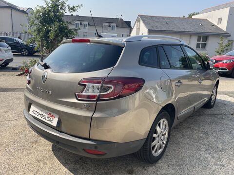 M&eacute;gane III Estate 1.5 dCi 110 cv - XV de France - 2&egrave;me main 2011 occasion 49124 Saint-Barth&eacute;lemy-d'Anjou