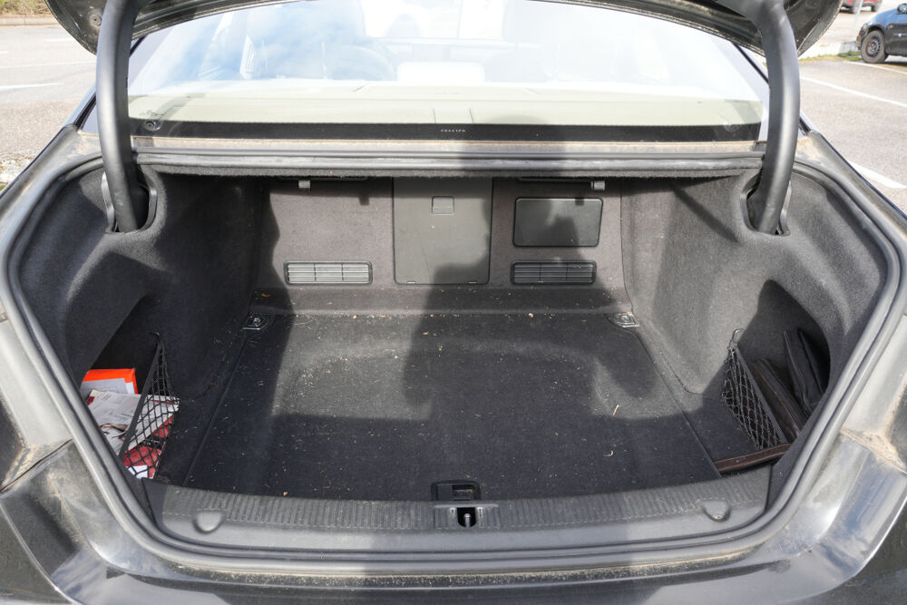 A8 III 4.2 V8 TDI 350 AVUS QUATTRO SPORT TIPTRONIC 8 2013 occasion 01000 Saint-Denis-l&egrave;s-Bourg