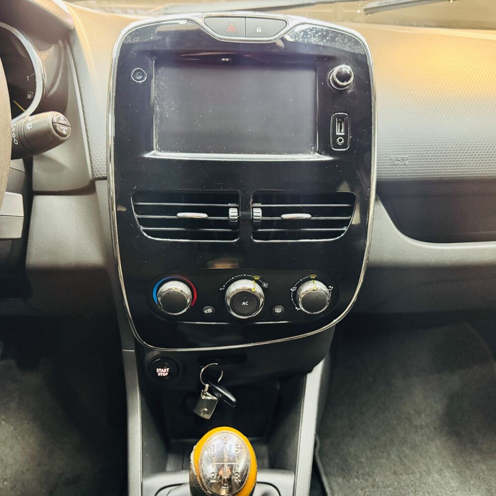 Clio IV Estate 1.5 dCi FAP Energy eco2 90g S&S 90 cv 2013 occasion 71300 Montceau-les-Mines