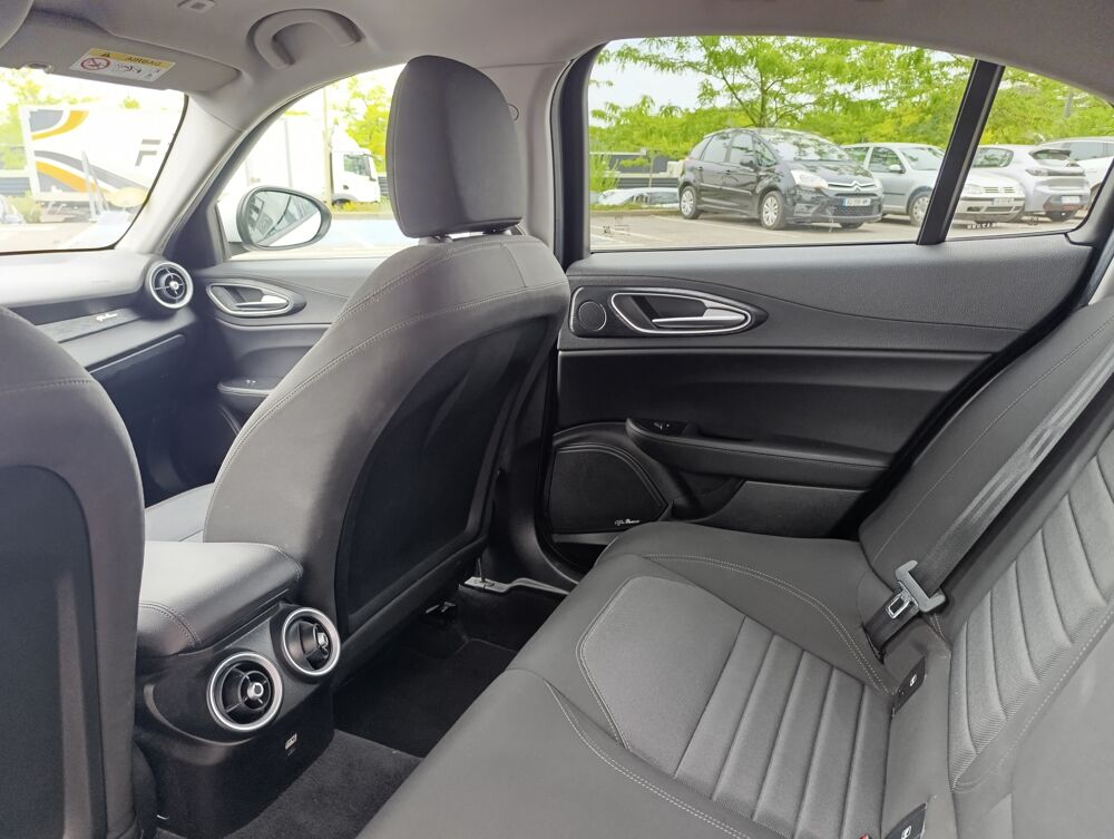 Giulia 2.2 JTD AT8 136 cv BVA SPRINT - DISTRI FAITE 2020 occasion 68200 Mulhouse