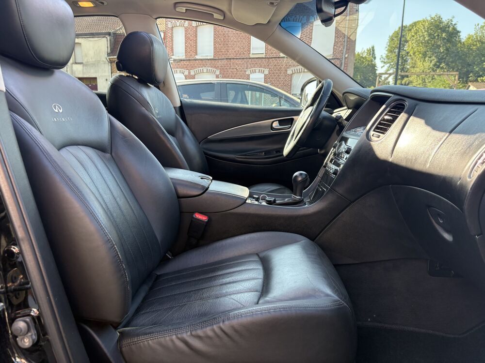 EX37 30d Black Premium BA BOSE TOIT OUVRANT 2011 occasion 59300 Valenciennes