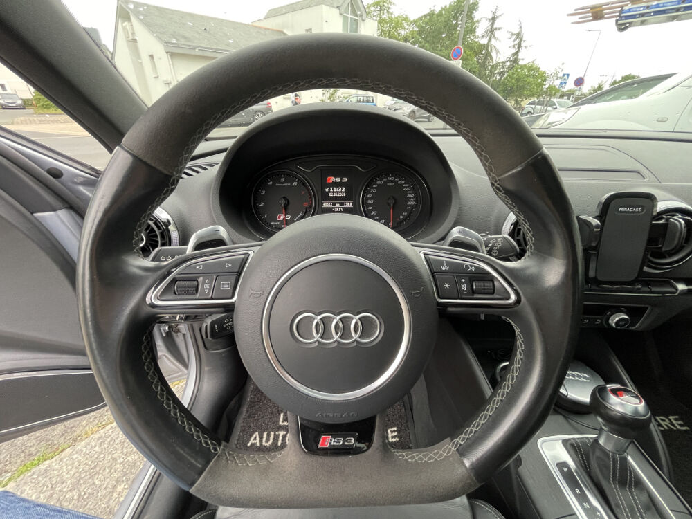 RS3 2.5 TFSi Quattro S-Tronic 367 cv BVA - Toit ouvrant Suivi AU 2016 occasion 49124 Saint-Barth&eacute;lemy-d'Anjou