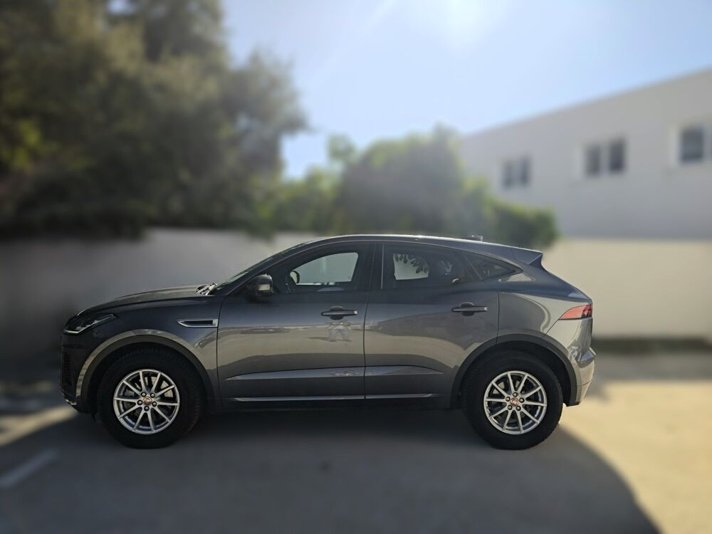 E-PACE 2.0 D 150 R-DYNAMIC BUSINESS AWD BVA 2018 occasion 34160 Castries