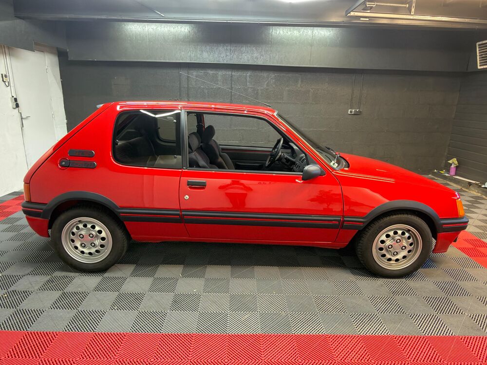 205 GTI 1.6L 115 CV 1988 occasion 71300 Montceau-les-Mines