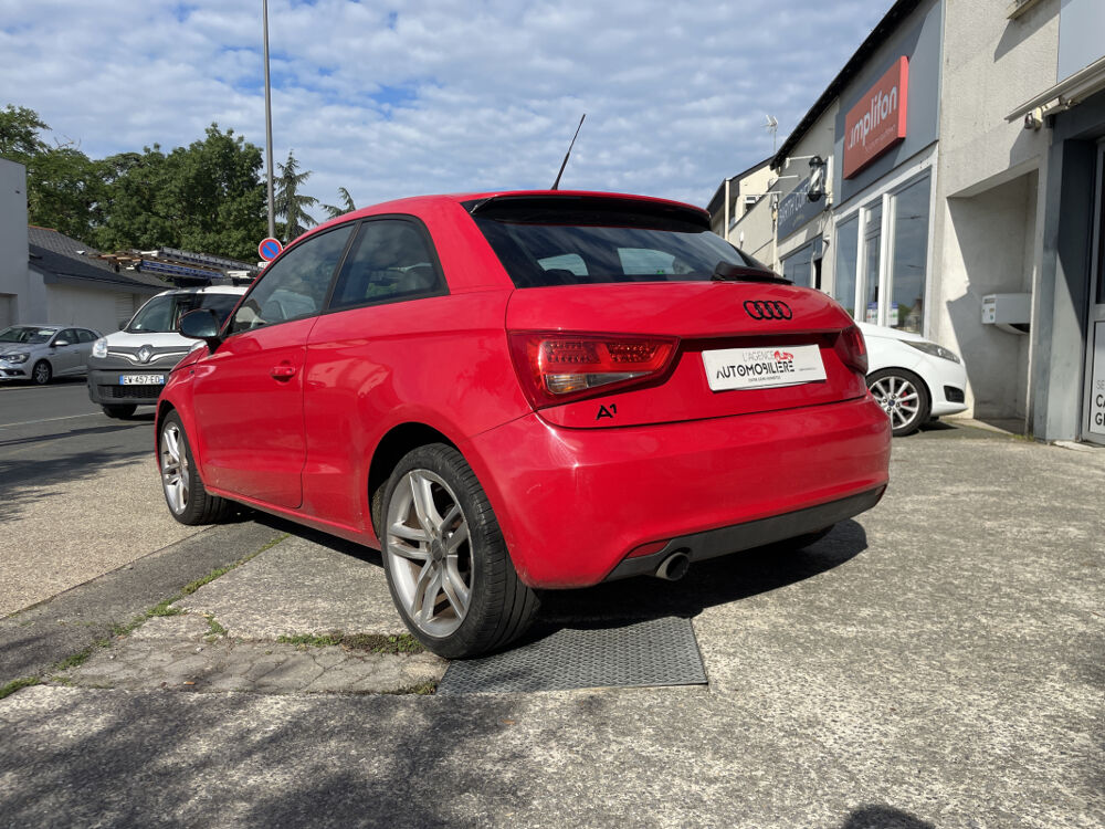 A1 1.6 TDI 105 cv S-Line 2011 occasion 49124 Saint-Barth&eacute;lemy-d'Anjou