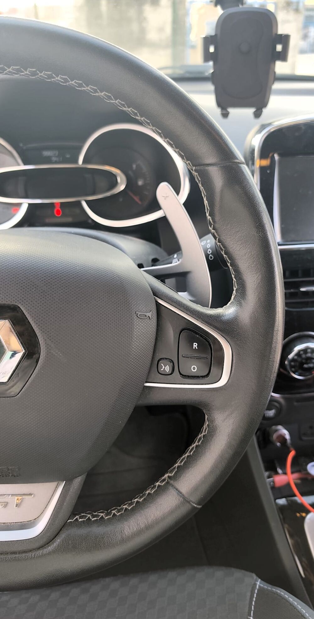 Clio IV TCE 120 GT BVA 2014 occasion 34160 Castries