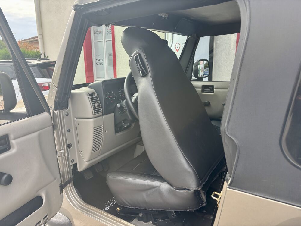 Wrangler TJ 4.0 i Bach&eacute; 4WD BVM6 177 ch Attelage 2005 occasion 88100 Sainte-Marguerite
