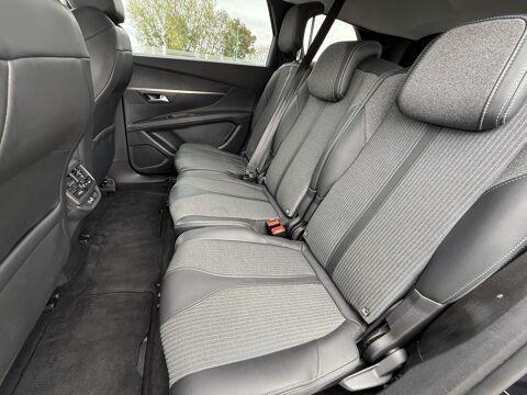 5008 II (2) 1.5L HDI 130CH 7 PLACES ALLURE PACK EAT8 | GARANTIE 1 2022 occasion 44860 Pont-Saint-Martin