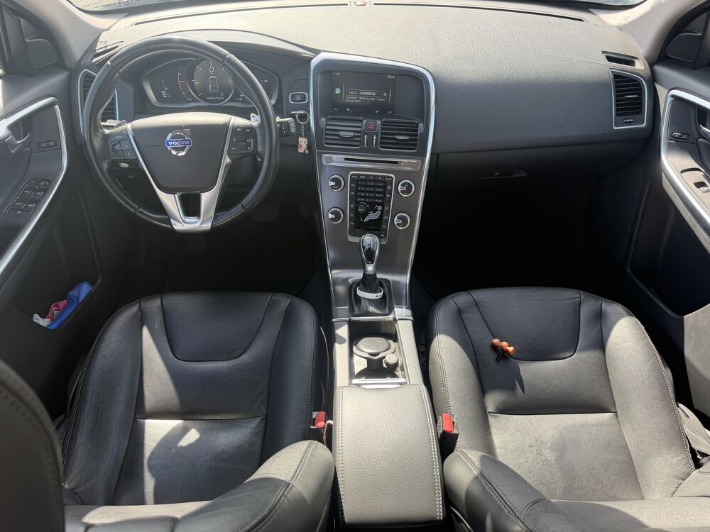XC60 2.0 TDi Geartronic 150 cv MOMENTUM 2016 occasion 51000 Ch&acirc;lons-en-Champagne