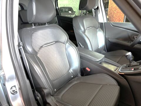 Grand scenic IV Grand Scenic 1.3 TCe 140ch FAP Business 7 places 2020 occasion 59640 Dunkerque
