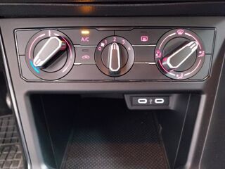 Polo 1.0 TSI 80 TREND LINE 5 portes 2021 occasion 56000 Vannes