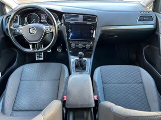 Golf 1.6 TDI 115 CONNECT // DISTRI OK // CARPLAY // ENT &agrave; JOUR 2019 occasion 34160 Castries