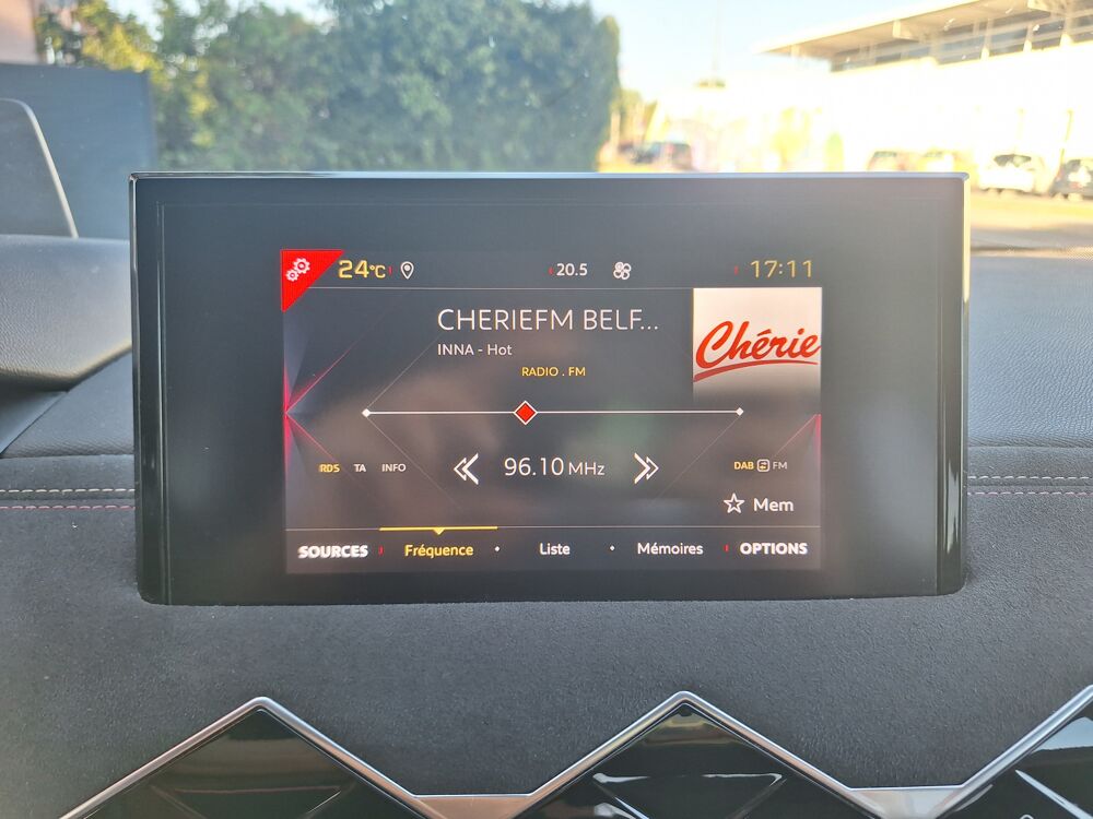 DS3 CROSSBACK 1.2 PURETECH 130 ch PERFORMANCE LINE + 2023 occasion 90400 Danjoutin