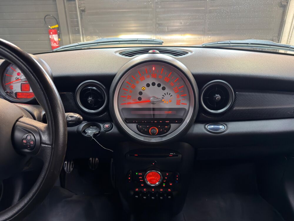 Cooper S Black Edition BVA 184 ch – Cha&icirc;ne remplac&eacute;e – Carne 2011 occasion 71300 Montceau-les-Mines