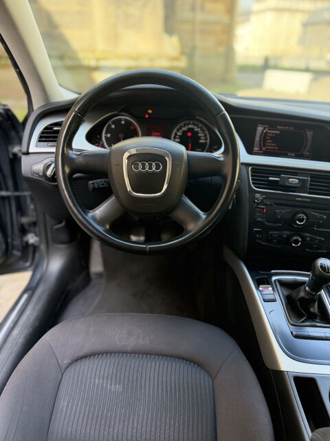 A4 2.0 TDi 16V FAP 120 cv Advanced Edition garantie 6 mois 2011 occasion 51000 Ch&acirc;lons-en-Champagne