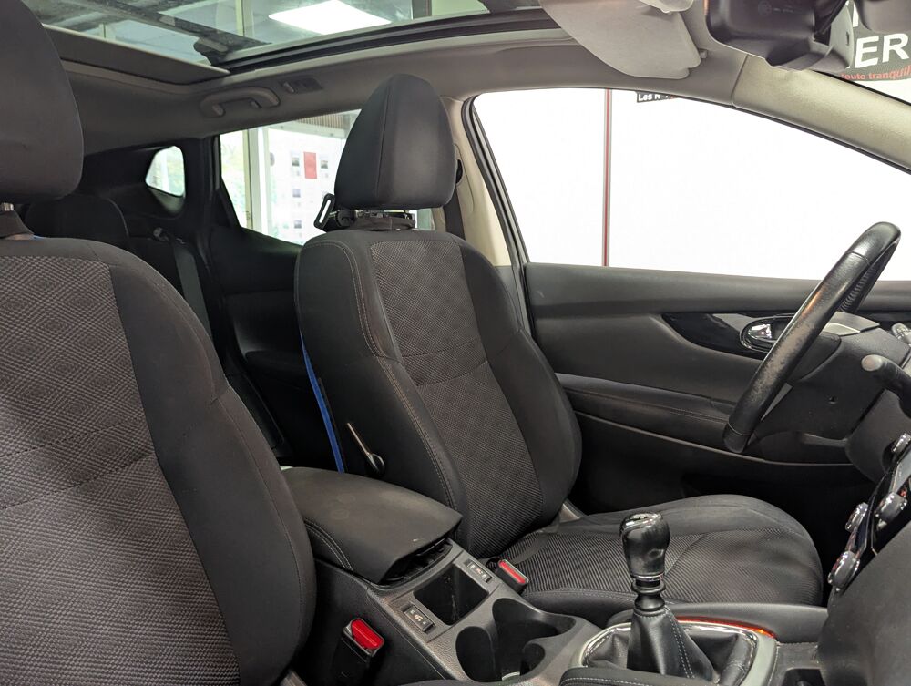 Qashqai II 1.2 DIG-T 115 N-CONNECTA 2017 occasion 95800 Cergy