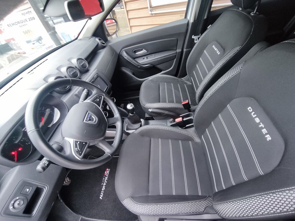 Duster PRESTIGE - 1&eacute;re main 2018 occasion 27500 Pont-Audemer