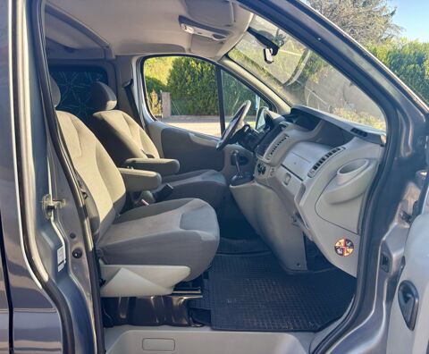Vivaro Minibus 2.0 CDTI 16V Combi Easytronic 115 ch 8 places 2012 occasion 88100 Sainte-Marguerite