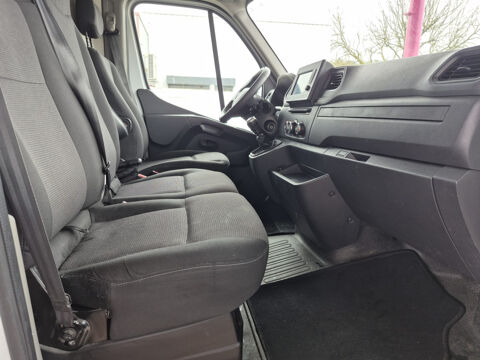 Master III Phase 3 Traction Fourgon L1H2 3.5T 2.3 dCi 16V court sur 2021 occasion 71300 Montceau-les-Mines