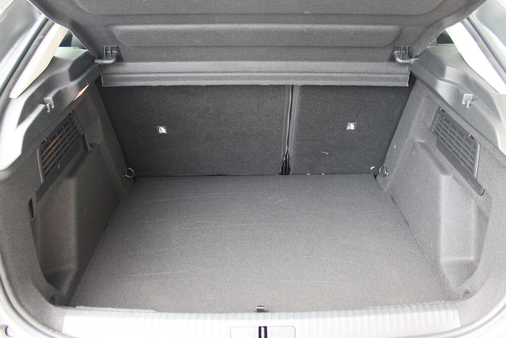 C4 1.2 145 MHEV HYBRID PLUS E-DCS6 BVA START-STOP ( 1&egrave;re main, 2025 occasion 34200 S&egrave;te