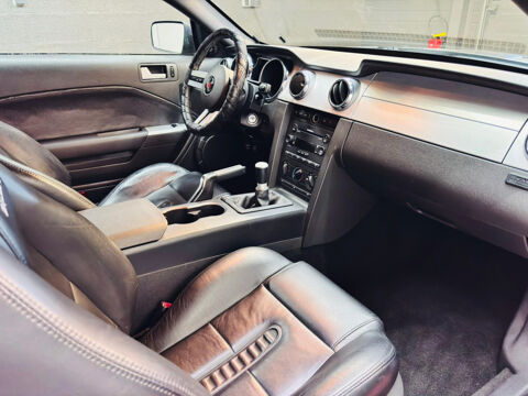 Mustang Saleen 4.6L V8 S281 N&deg;05-0106 - 28620 km (17784 miles) - Hom 2005 occasion 71300 Montceau-les-Mines