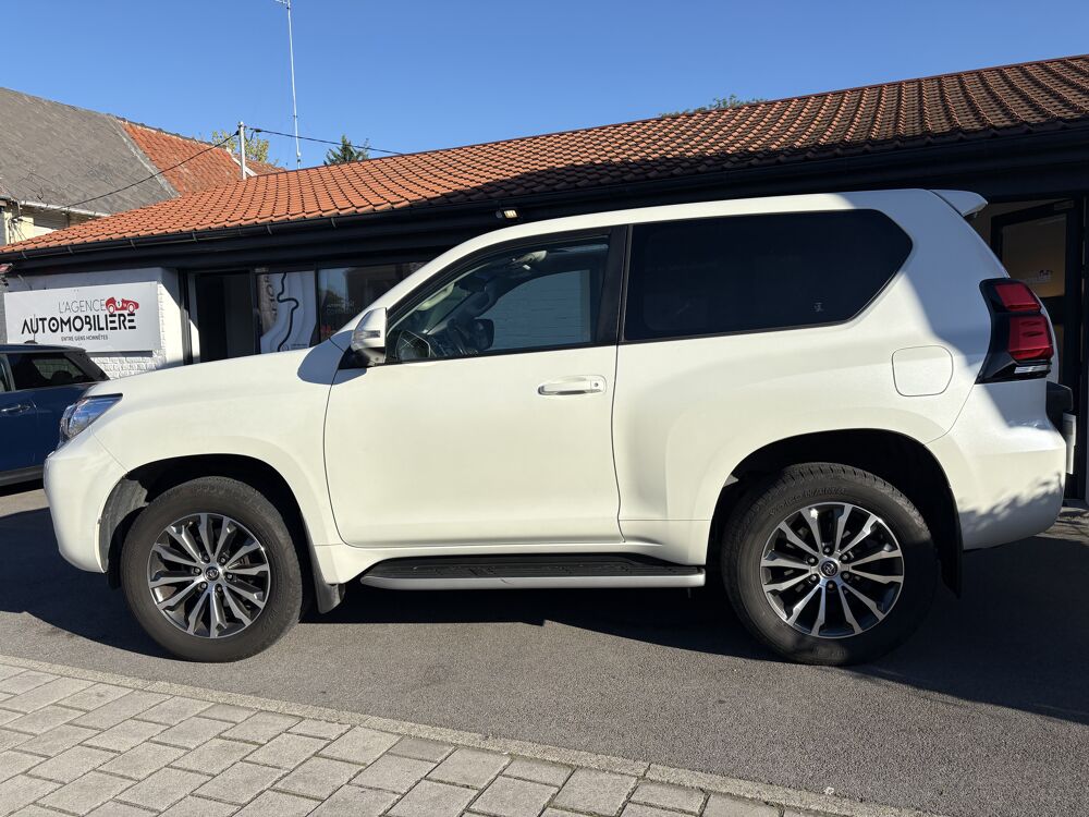 Land Cruiser 177 D-4d Lounge Bva 3p 2 Places GARANTIE RELAX 2020 occasion 59300 Valenciennes