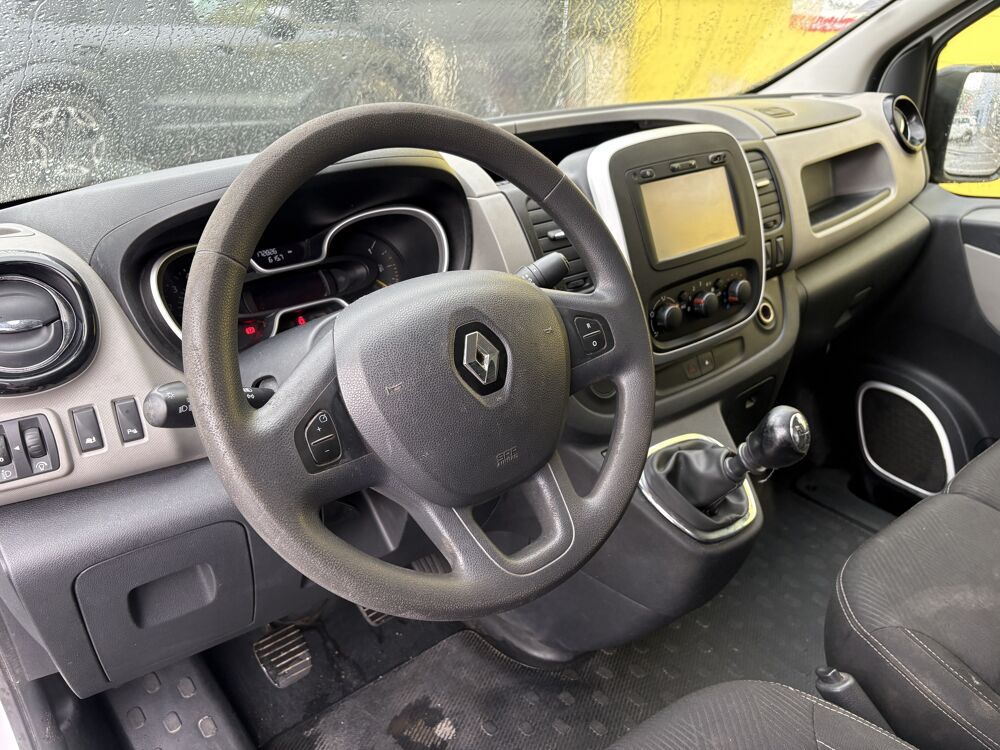 Trafic 1.6 DCI L1H1 115ch GRAND CONFORT 2015 occasion 76760 Yerville