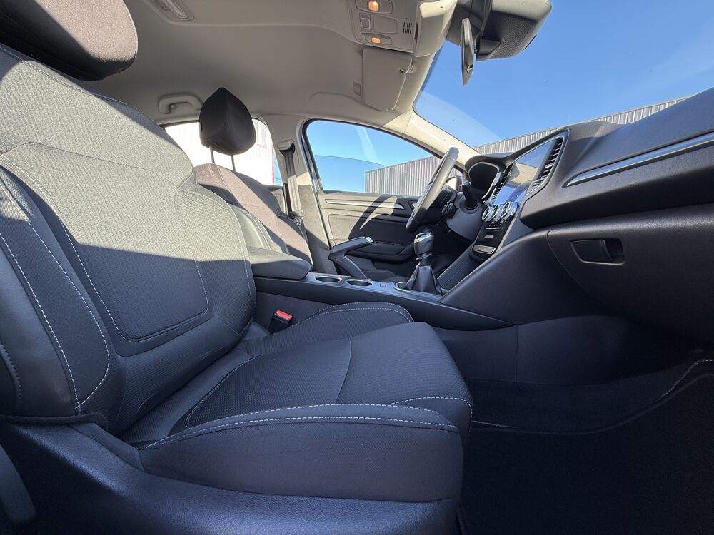 Megane IV 1.5L Blue dCi 115ch Business | GARANTIE 12 MOIS 2021 occasion 44860 Pont-Saint-Martin