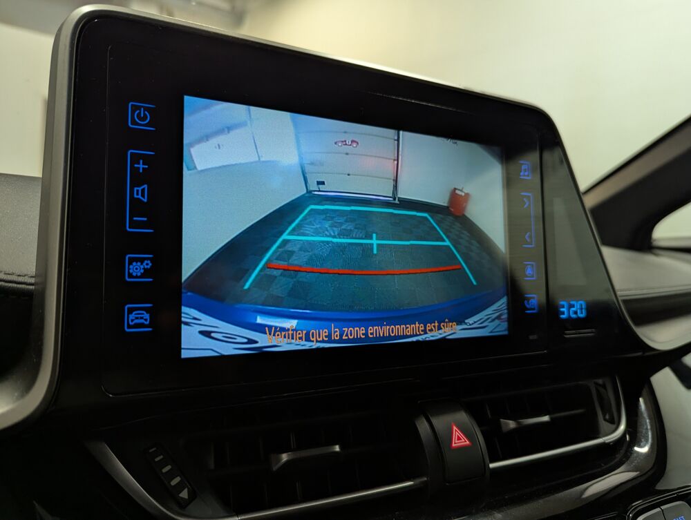 C-HR 1.8 HYBRIDE 122 GRAPHIC 2018 occasion 95800 Cergy