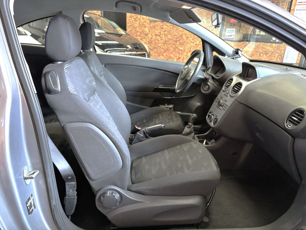 Corsa 1.2 TwinPort 85 Color Edition 2012 occasion 59640 Dunkerque