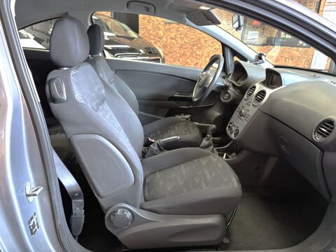 Corsa 1.2 TwinPort 85 Color Edition 2012 occasion 59640 Dunkerque