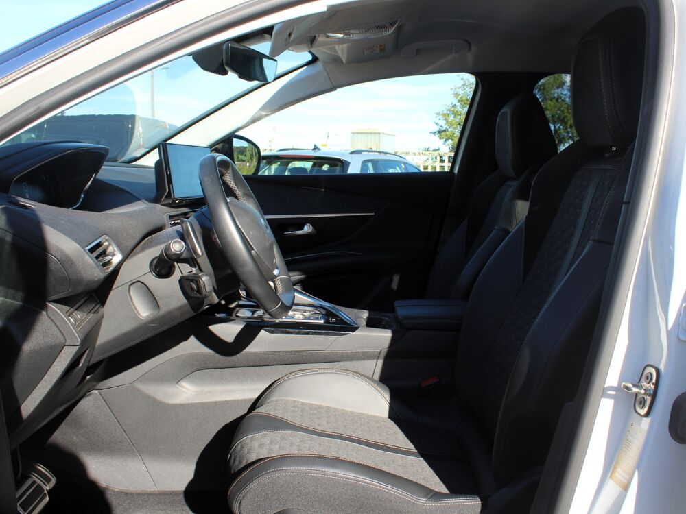 3008 II -2 - HYBRID4 300 CH Roadtrip *4X4 BOITE AUTO 2021 occasion 70000 Vesoul