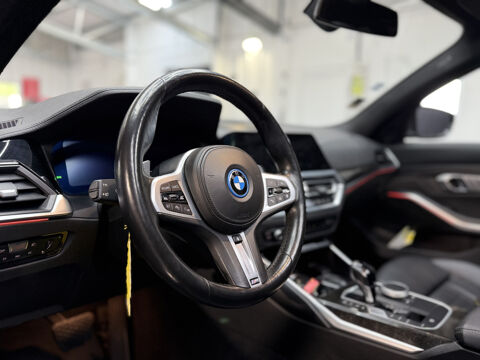 Annonce voiture BMW Série 3 24990 €