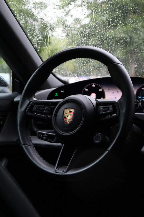 Taycan Performance Plus (Suivi Full Porsche, Toit pano, Bose) 2022 occasion 88000 &Eacute;pinal