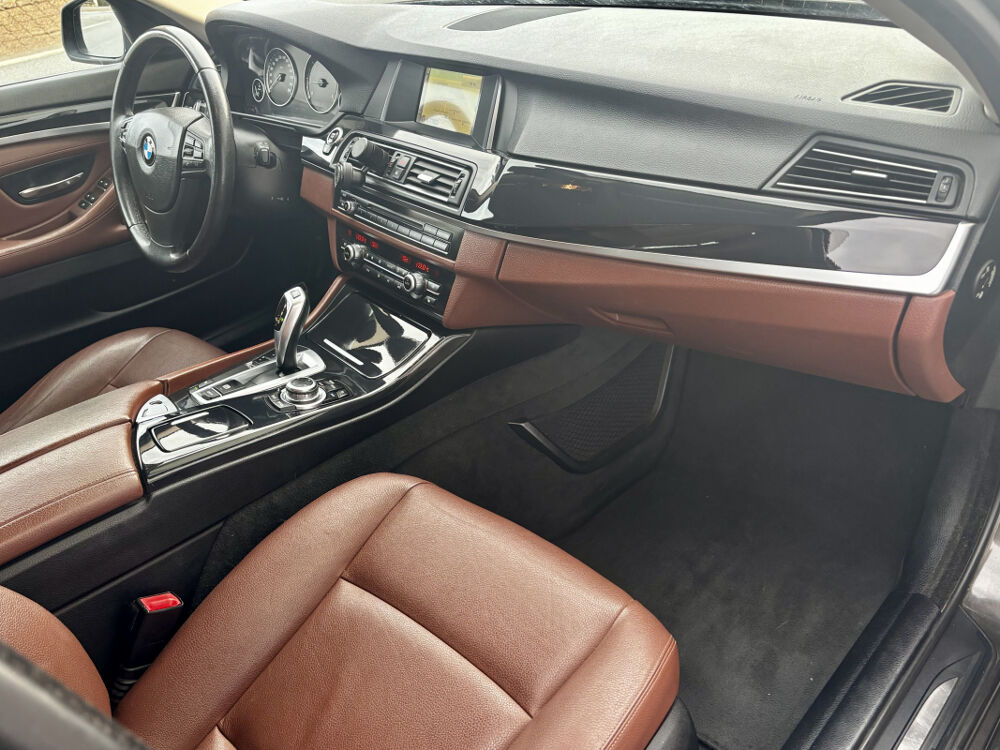 S&eacute;rie 5 (F11) Touring 520d 2.0 d 163 ch Attelage amovible 2015 occasion 88100 Sainte-Marguerite