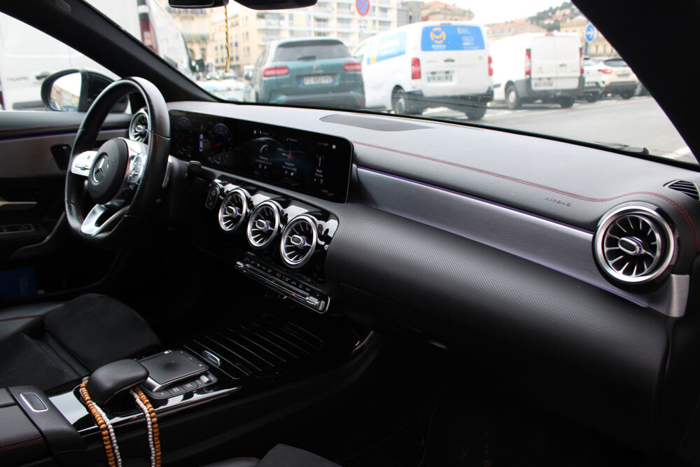 Classe CLA COUPE 1.3 200 165 AMG LINE 7G-DCT BVA ( Toit Ouvrant, CarPla 2020 occasion 34200 S&egrave;te