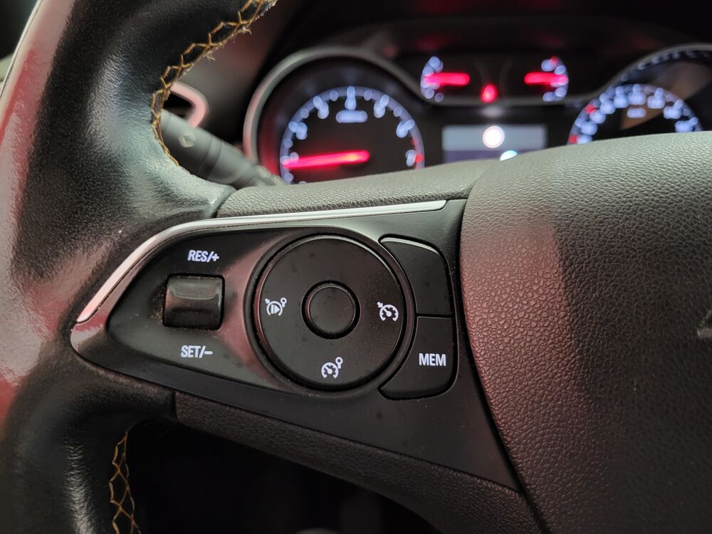Crossland X 1.2 TURBO 110 INNOVATION BVM6 + CARPLAY + CAMERA DE RECUL 2018 occasion 37170 Chambray-l&egrave;s-Tours